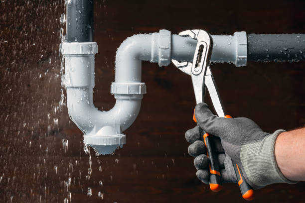 Professional Burst Pipe Repair technician working in Jefferson, TX